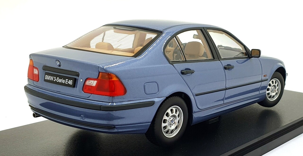 BMW BMW 3-Series (E46) Limousine 1999 - 1:18 - KK Scale