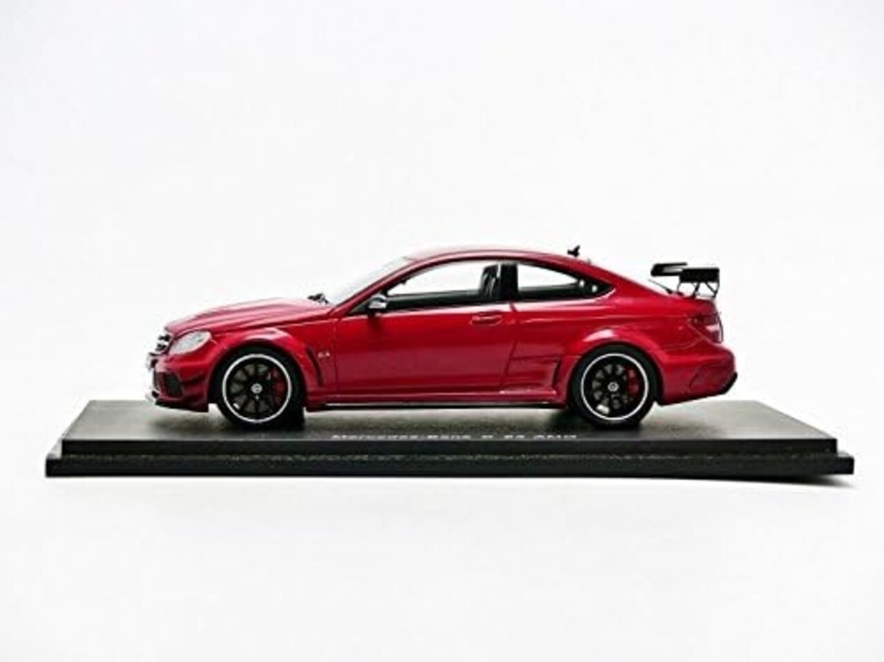 Mercedes-Benz Mercedes-Benz C 63 AMG - 1:43 - Spark