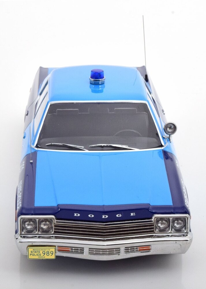 Dodge Dodge Monaco 'Massachusetts State Police' 1974 - 1:18 - KK Scale