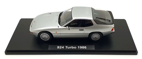 Porsche Porsche 924 Turbo 1986 - 1:18 - KK Scale Porsche Porsche 924 Turbo 1986 - 1:18 - KK Scale