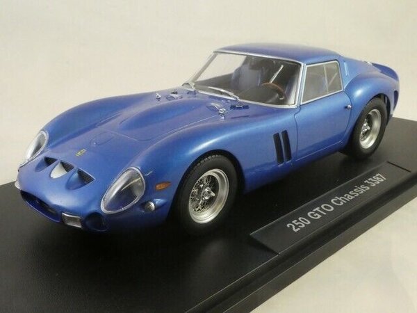 Ferrari Ferrari 250 GTO 1962 (+ Extra Set Decals #17 & #24 To Make Your Own Race Version)- 1:18 - KK Scale Ferrari Ferrari 250 GTO 1962 (+ Extra Set Decals #17 & #24 To Make Your Own Race Version)- 1:18 - KK Scale