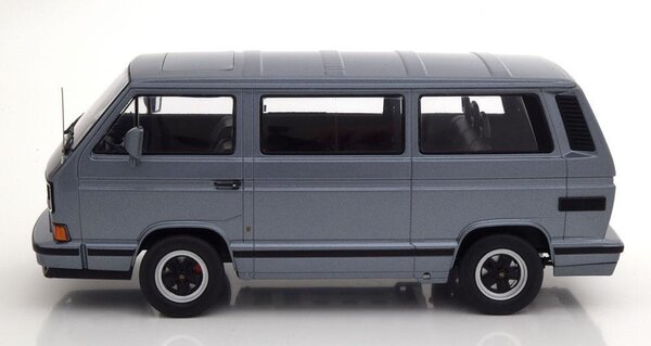 Porsche Porsche B32 (Based on Volkswagen T3) 1984 - 1:18 - KK Scale