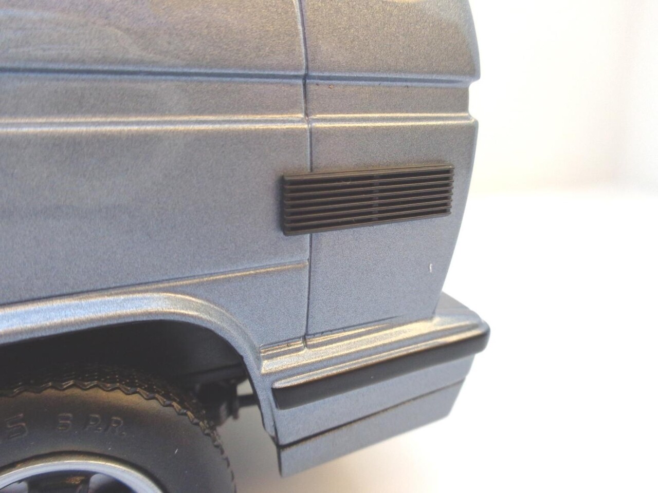 Porsche Porsche B32 (Based on Volkswagen T3) 1984 - 1:18 - KK Scale