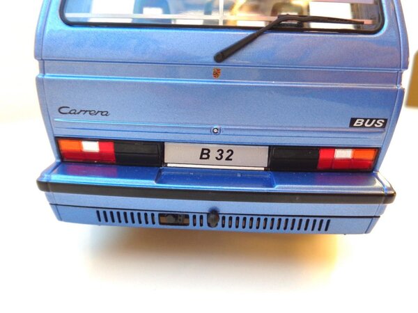 Porsche Porsche B32 (Based on Volkswagen T3) 1984 - 1:18 - KK Scale