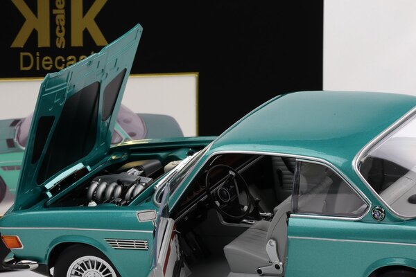 BMW BMW 3.0 CSi E9 Coupe 1971 + Alpina Rims - 1:12 - KK Scale