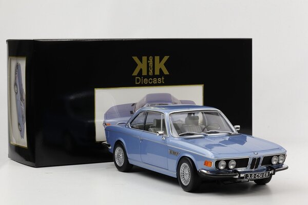 BMW BMW 3.0 CSi E9 Coupe 1971 + Alpina Rims - 1:12 - KK Scale