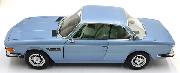 BMW BMW 3.0 CSi E9 Coupe 1971 + Alpina Rims - 1:12 - KK Scale