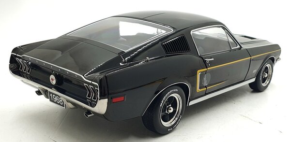 Ford Ford Mustang GT Fastback Coupe 1968 - 1:12 - KK Scale Ford Ford Mustang GT Fastback Coupe 1968 - 1:12 - KK Scale