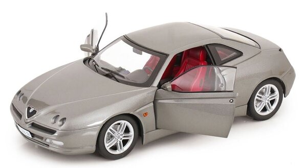 Alfa Romeo Alfa Romeo GTV 2.0 V6 TB 1998 - 1:18 - Mitica Alfa Romeo Alfa Romeo GTV 2.0 V6 TB 1998 - 1:18 - Mitica