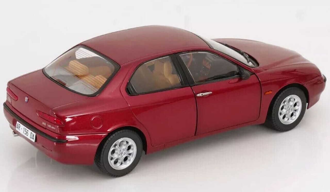 Alfa Romeo Alfa Romeo 156 2.5 V6 24V 1997 - 1:18 - Mitica Alfa Romeo Alfa Romeo 156 2.5 V6 24V 1997 - 1:18 - Mitica