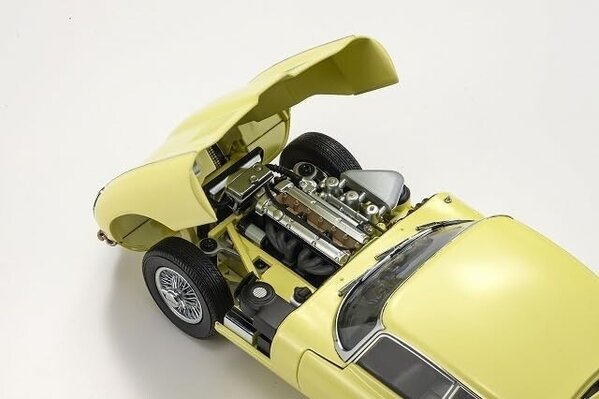 Jaguar Jaguar E-Type Coupe MK I RHD 1961 - 1:18 - Kyosho