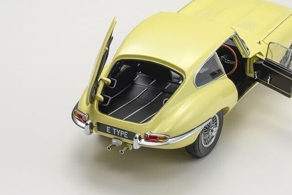 Jaguar Jaguar E-Type Coupe MK I RHD 1961 - 1:18 - Kyosho