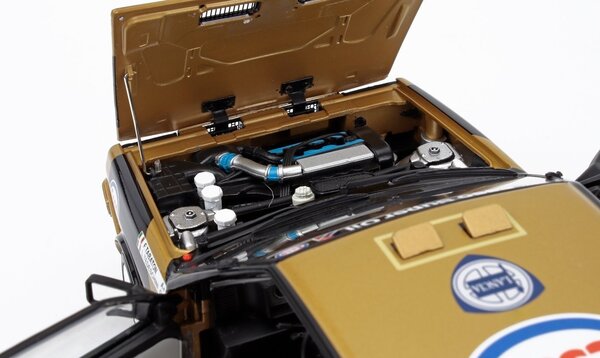 Lancia Lancia Delta HF Integrale 4WD #1 Team Esso Winner Rally Piancavallo 1987 - 1:18 - Kyosho Lancia Lancia Delta HF Integrale 4WD #1 Team Esso Winner Rally Piancavallo 1987 - 1:18 - Kyosho