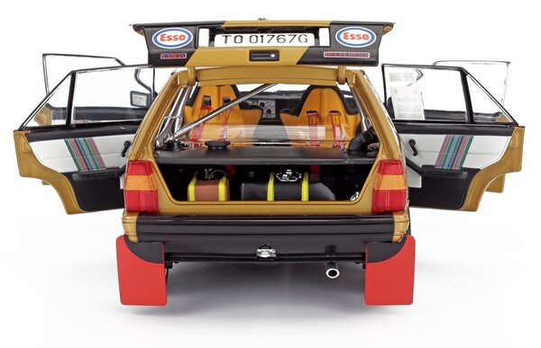 Lancia Lancia Delta HF Integrale 4WD #1 Team Esso Winner Rally Piancavallo 1987 - 1:18 - Kyosho Lancia Lancia Delta HF Integrale 4WD #1 Team Esso Winner Rally Piancavallo 1987 - 1:18 - Kyosho