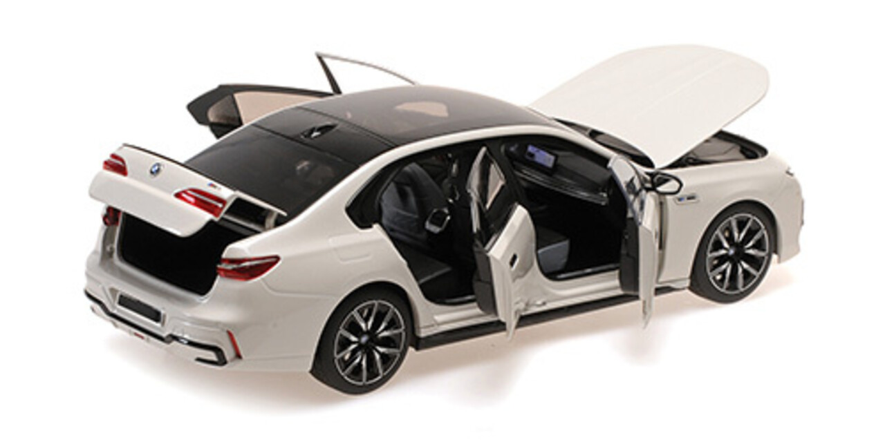 BMW BMW i7 M70 (G70) 2024 - 1:18 - Minichamps