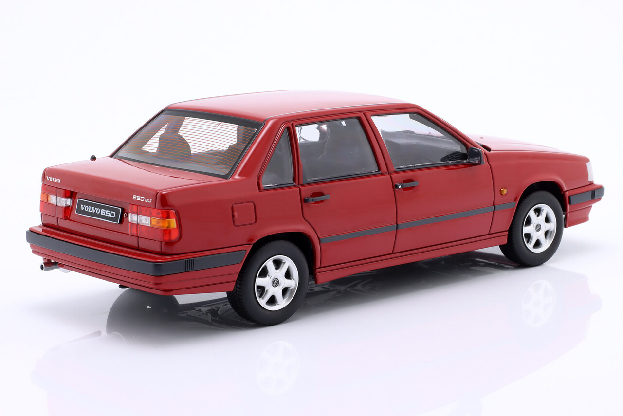 Volvo Volvo 850 1993 - 1:18 - Triple 9 Collection Volvo Volvo 850 1993 - 1:18 - Triple 9 Collection