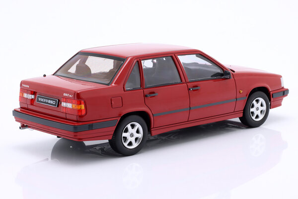 Volvo Volvo 850 1993 - 1:18 - Triple 9 Collection Volvo Volvo 850 1993 - 1:18 - Triple 9 Collection