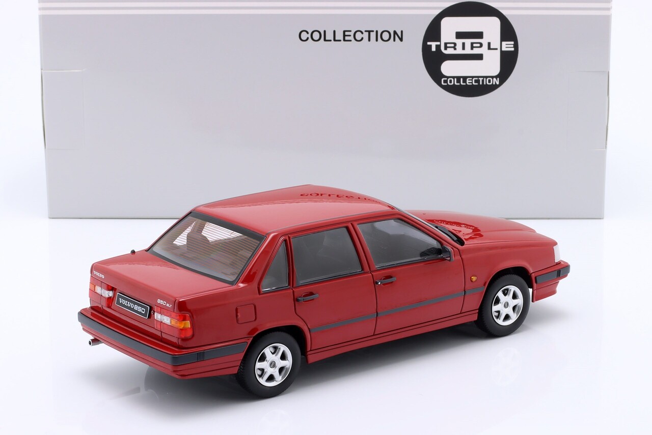 Volvo Volvo 850 1993 - 1:18 - Triple 9 Collection Volvo Volvo 850 1993 - 1:18 - Triple 9 Collection