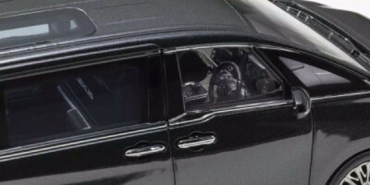 Lexus Lexus LM 500H Minibus RHD 2024 - 1:43 - Kyosho