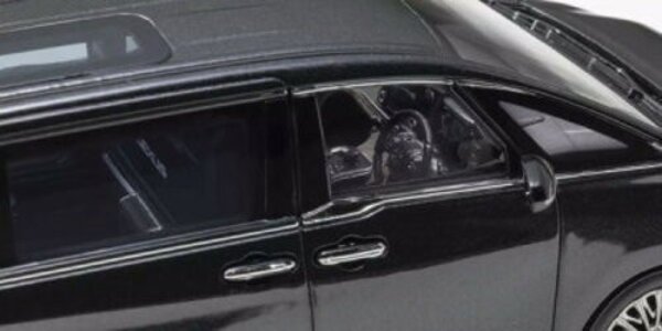 Lexus Lexus LM 500H Minibus RHD 2024 - 1:43 - Kyosho