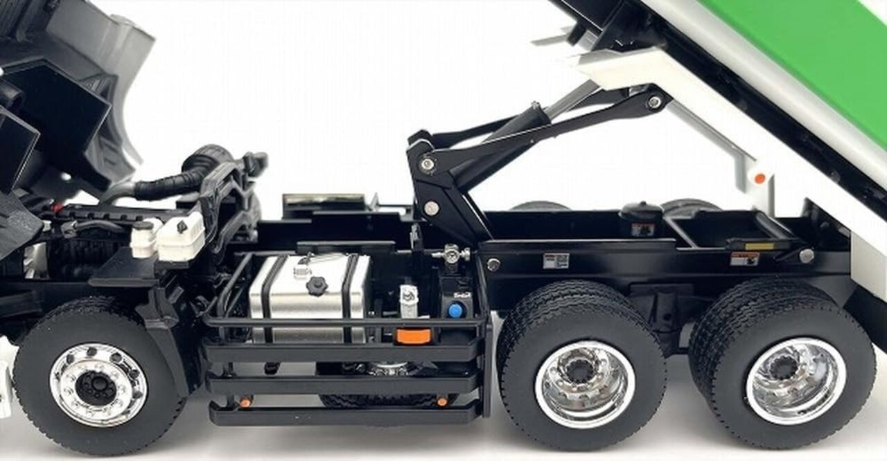 UD Trucks UD Trucks Quon Kyokuto Dump Truck 20917 - 1:43 - Kyosho