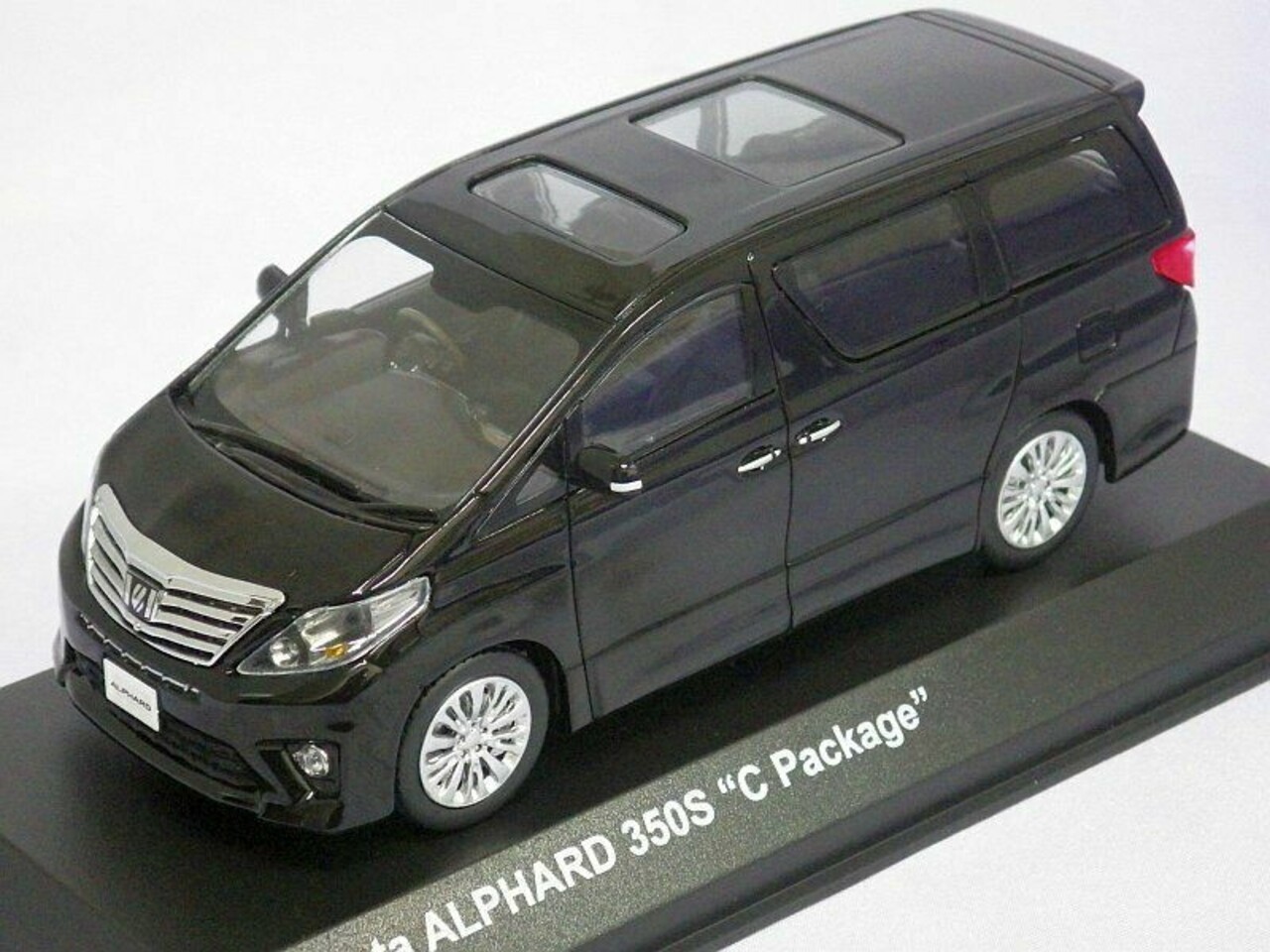 Toyota Toyota Alphard 350S "C Package"  - 1:43 - Kyosho