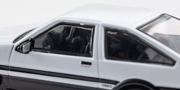 Toyota Toyota Sprinter Trueno (AE86) 'Initial D' 1995- 1:64 - Kyosho Toyota Toyota Sprinter Trueno (AE86) 'Initial D' 1995- 1:64 - Kyosho