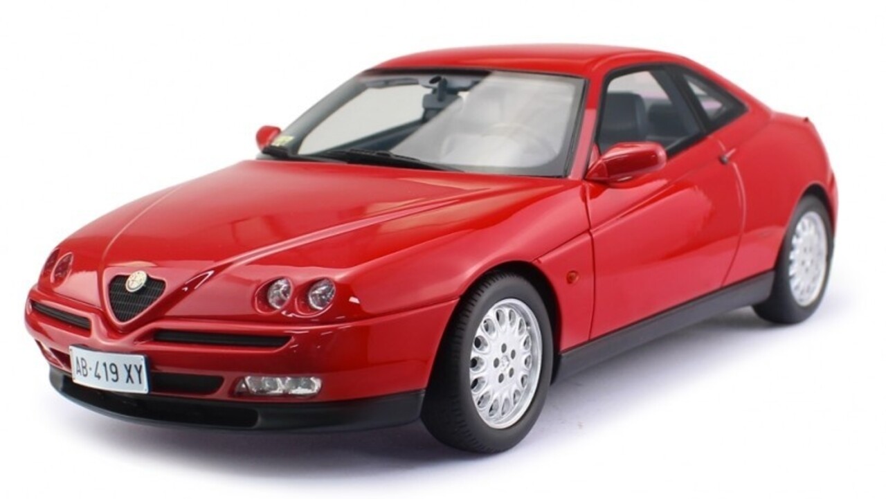 Alfa Romeo Alfa Romeo GTV 2.0 T.Spark 16V 1995 - 1:18 - Laudoracing - Model Alfa Romeo Alfa Romeo GTV 2.0 T.Spark 16V 1995 - 1:18 - Laudoracing - Model