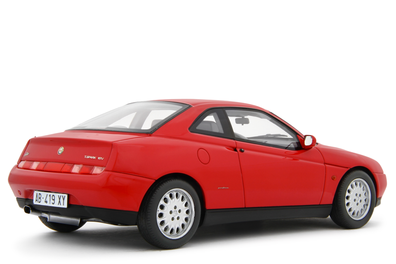 Alfa Romeo Alfa Romeo GTV 2.0 T.Spark 16V 1995 - 1:18 - Laudoracing - Model Alfa Romeo Alfa Romeo GTV 2.0 T.Spark 16V 1995 - 1:18 - Laudoracing - Model