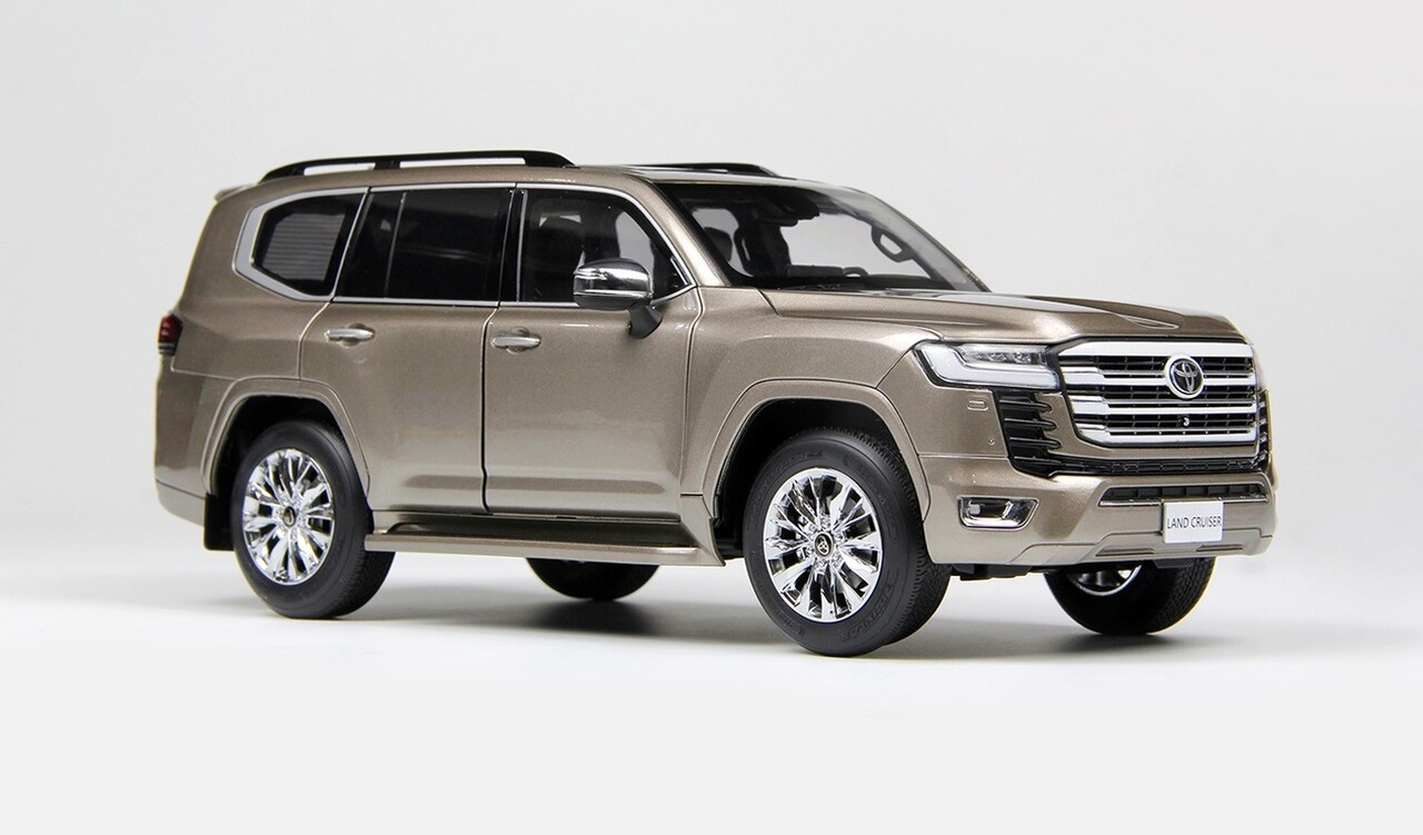 Toyota Toyota Land Cruiser 300-ZX 2024 - 1:18 - LCD Model