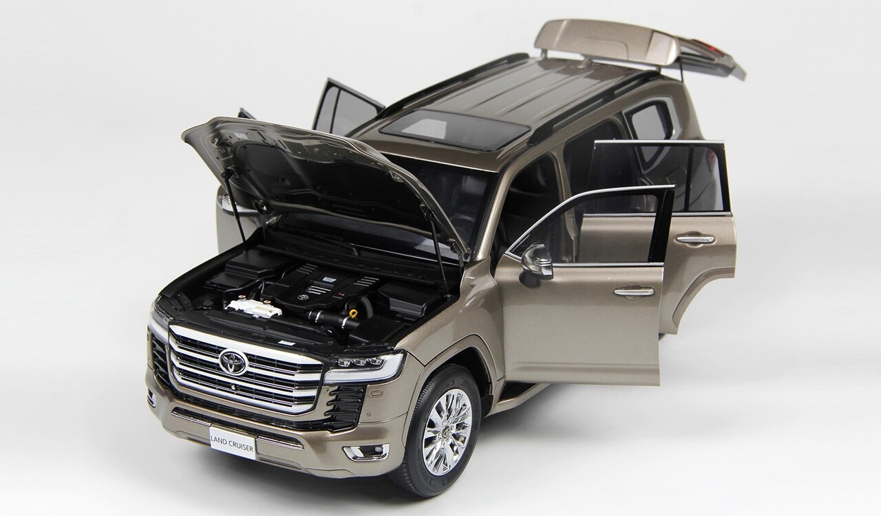 Toyota Toyota Land Cruiser 300-ZX 2024 - 1:18 - LCD Model