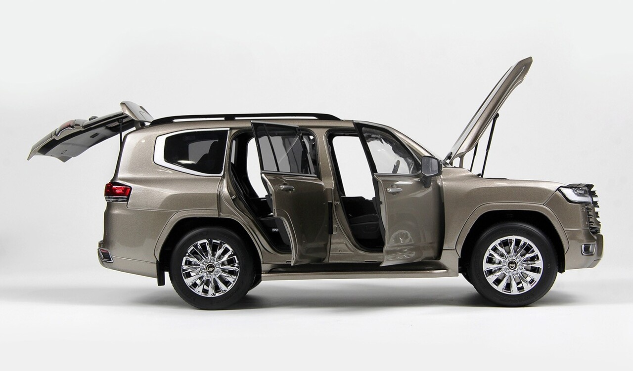 Toyota Toyota Land Cruiser 300-ZX 2024 - 1:18 - LCD Model