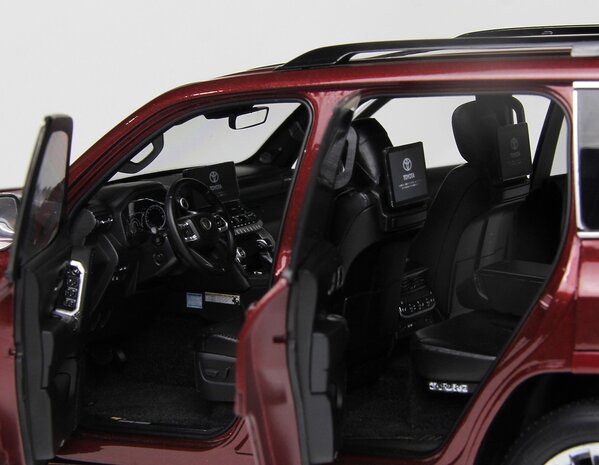 Toyota Toyota Land Cruiser 300-ZX 2024 - 1:18 - LCD Model