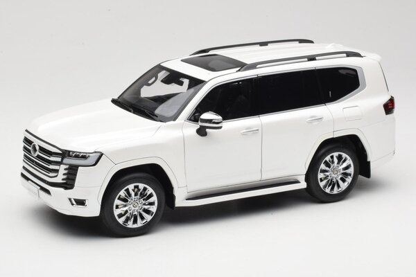 Toyota Toyota Land Cruiser 300-ZX 2024 - 1:18 - LCD Model