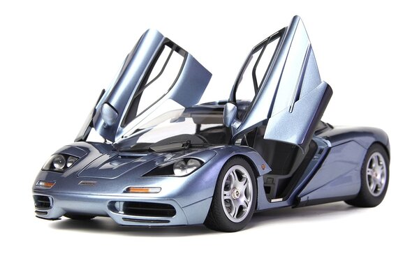 McLaren McLaren F-1 XP5 1993 - 1:18 - LCD Models