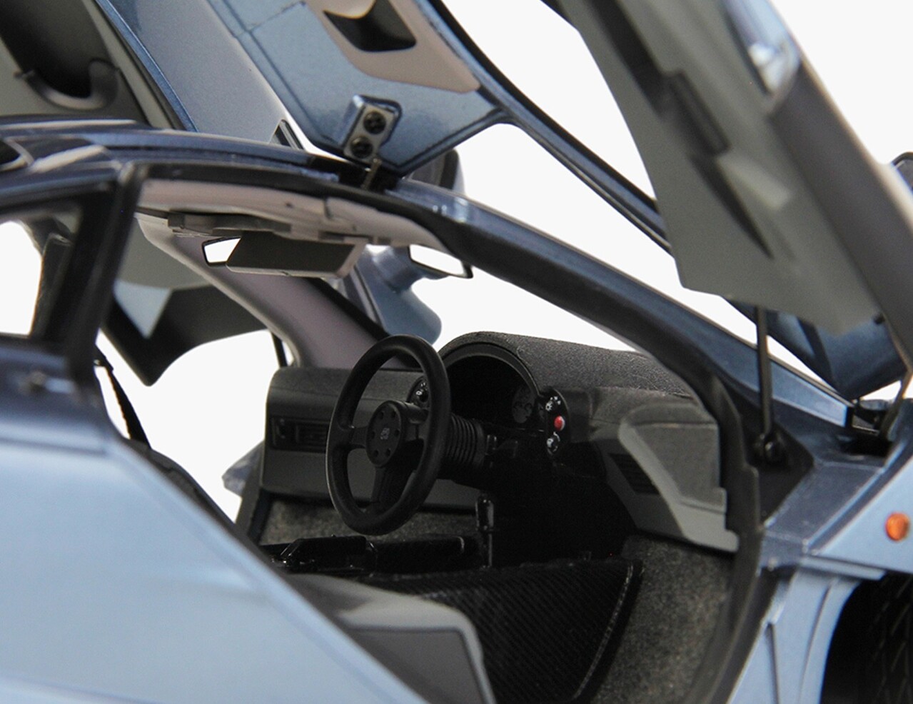 McLaren McLaren F-1 XP5 1993 - 1:18 - LCD Models