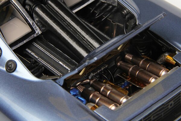 McLaren McLaren F-1 XP5 1993 - 1:18 - LCD Models