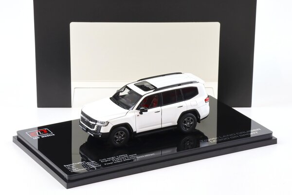 Toyota Toyota Land Cruiser LC300 GR Sport 2022 - 1:43 - LCD Model