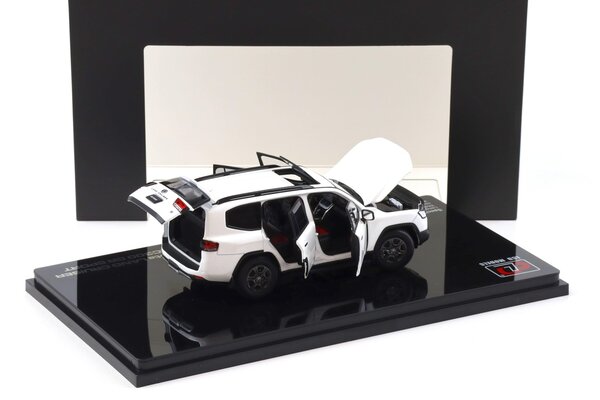 Toyota Toyota Land Cruiser LC300 GR Sport 2022 - 1:43 - LCD Model