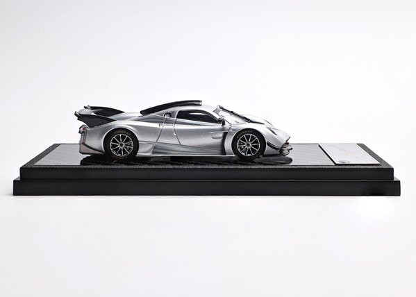 Pagani Pagani Huayra R 2017 - 1:64 - LCD Model