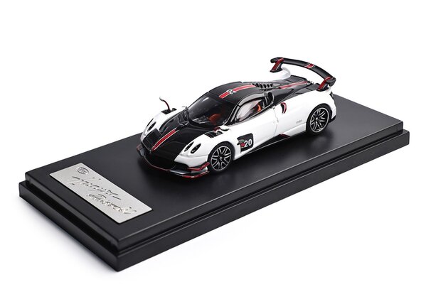 Pagani Pagani Huayra BC Roadster #20 2017 - 1:64 - LCD Model