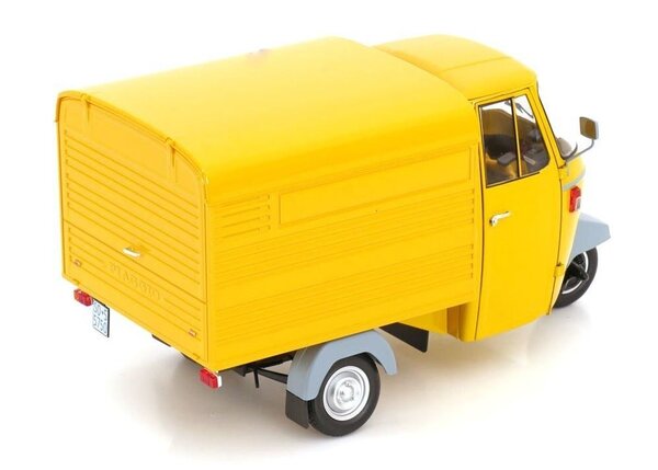 Ape Ape Piaggio P501 Van Closed 1979 - 1:18 - Mitica
