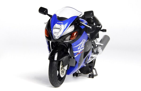 Suzuki Suzuki GSX 1300R Hayabusa 2001 - 1:12 - LCD Models