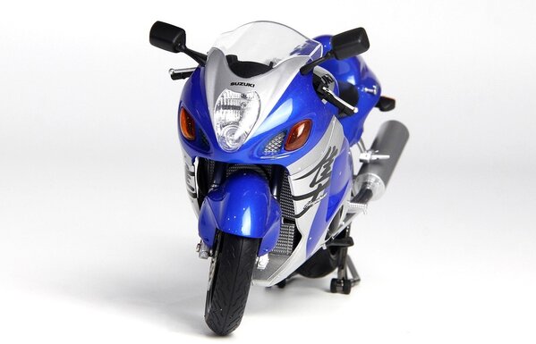 Suzuki Suzuki GSX 1300R Hayabusa 2001 - 1:12 - LCD Models