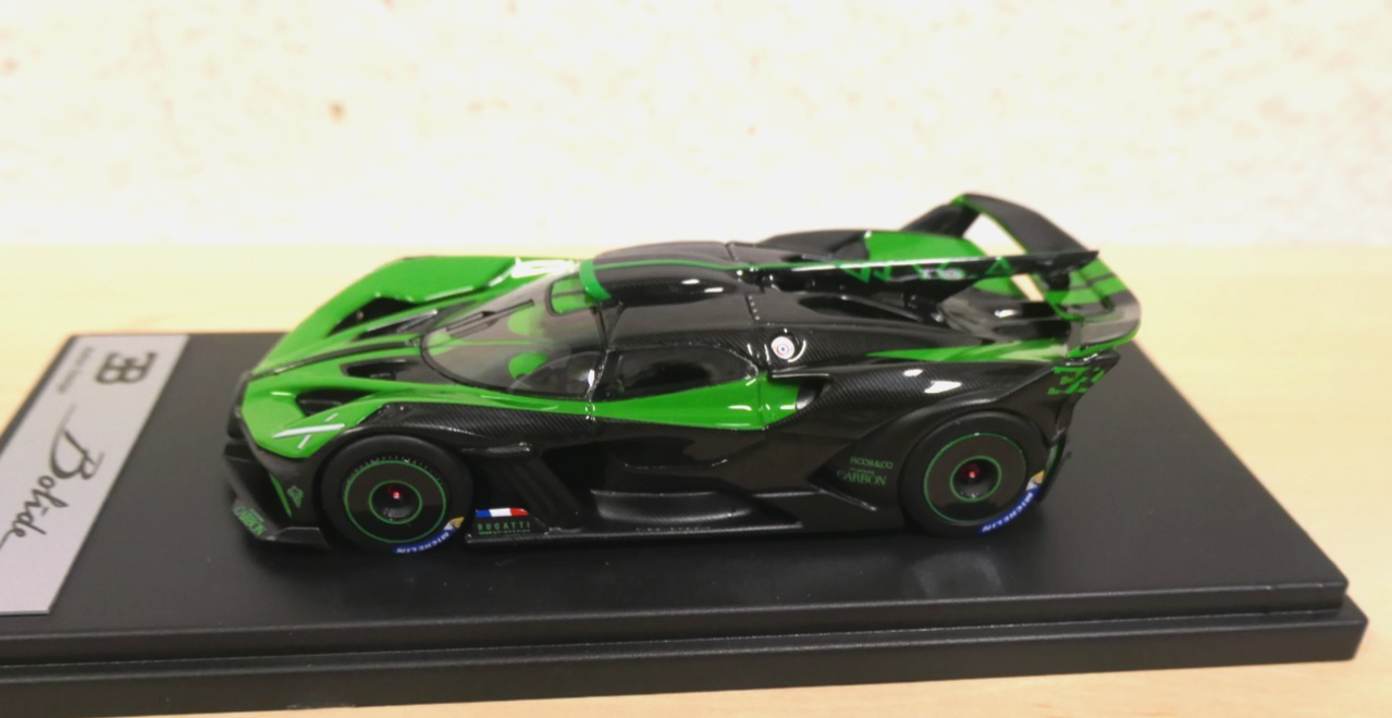 Bugatti Bugatti Bolide W16.4 8.0 Four Turbo 1850HP 2020 - 1:43 - LookSmart Bugatti Bugatti Bolide W16.4 8.0 Four Turbo 1850HP 2020 - 1:43 - LookSmart