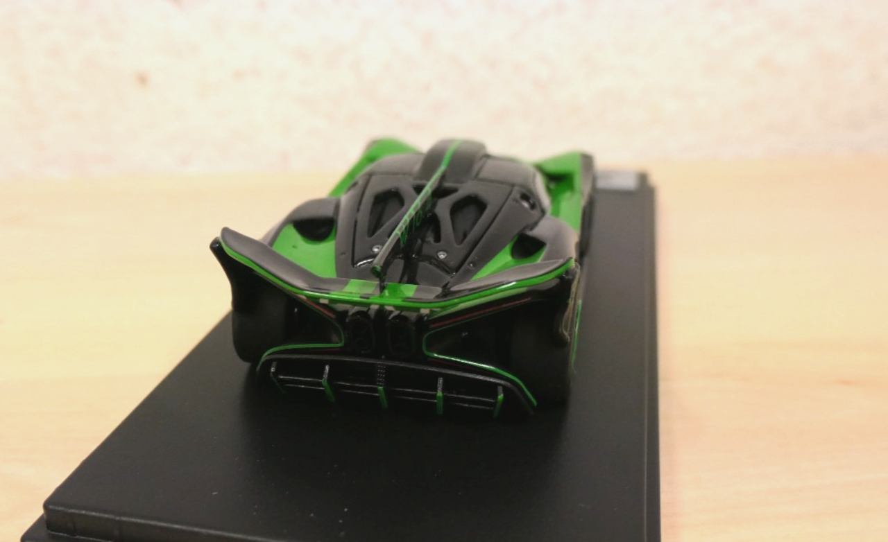 Bugatti Bugatti Bolide W16.4 8.0 Four Turbo 1850HP 2020 - 1:43 - LookSmart Bugatti Bugatti Bolide W16.4 8.0 Four Turbo 1850HP 2020 - 1:43 - LookSmart