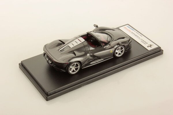 Ferrari Ferrari Daytona SP3 Open Roof 2022 - 1:43 - LookSmart