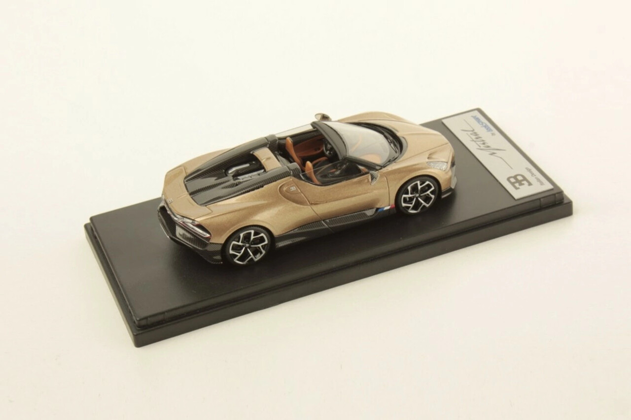 Bugatti Bugatti W16 Mistral 2023 - 1:43 - LookSmart