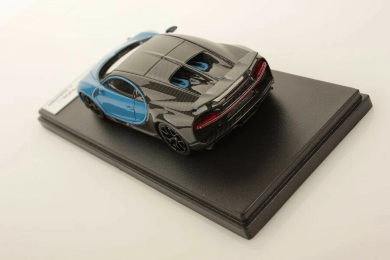 Bugatti Bugatti Chiron Sport #16 Wing Up 2019 - 1:43 - LookSmart