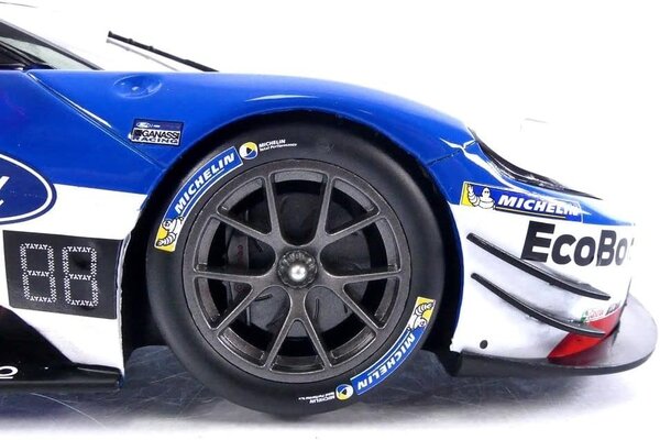 Ford Ford GT #66 24h Daytona 2017 - 1:18 - IXO Models